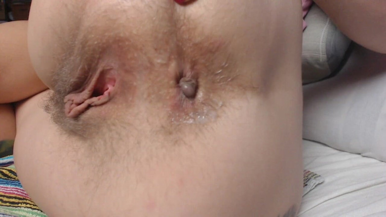 Risky Hairy Couple: Pushing Out Hairy Asshole and 2 Fingers