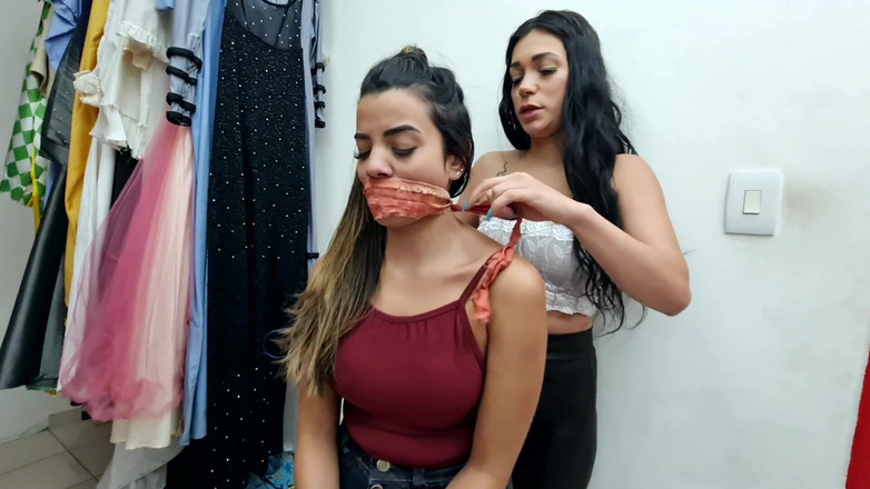 FetishKing: Hände über den mund, lesbische dominanz-top-schätzchen