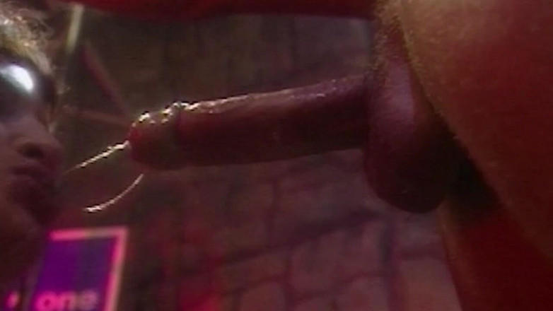 XXXEROTICONLY: Retro Fucking Dengan Pelacur Brunette