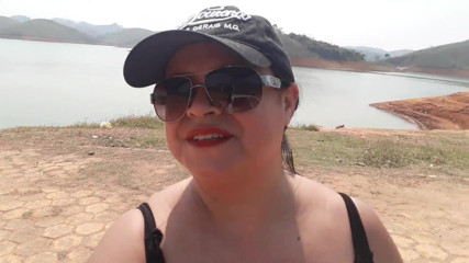 Enfgulosa: Exhibition and masturbation at the dam