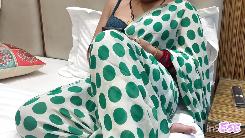 Sammy Sins: Шурин застукал невестку в диапазоне и трахнул пальцами ее киску!