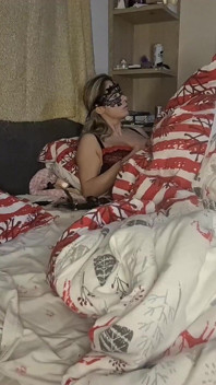Mama foarte sexy se bucură de un futai bun de amatori