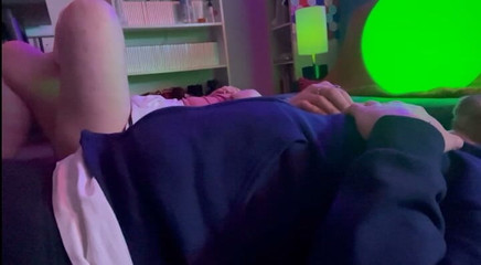 Shawna Panofka: Čichání koulí a sání ptáka!