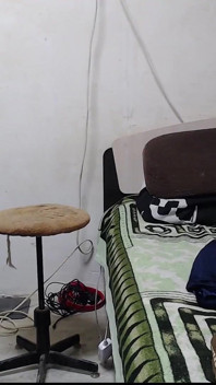 帮助我在铸造中的继兄弟洗干净并清空他的球