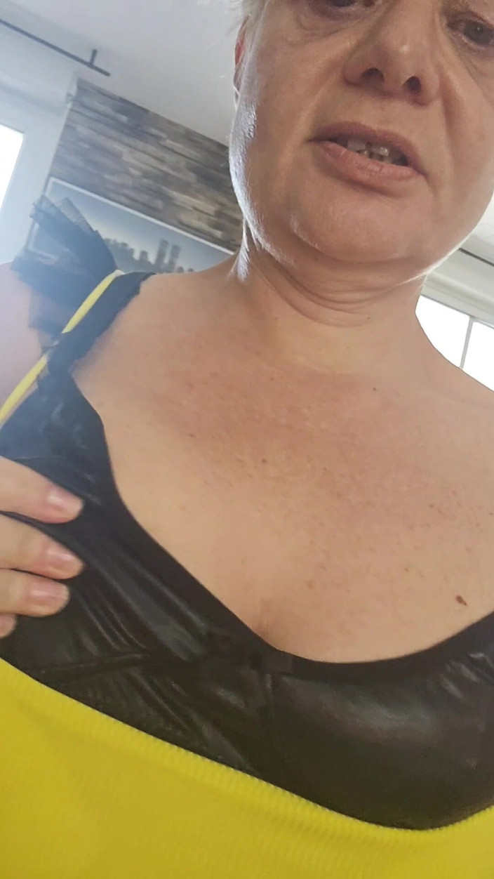 Sofy13: Tamamen ateşli ve azgınım