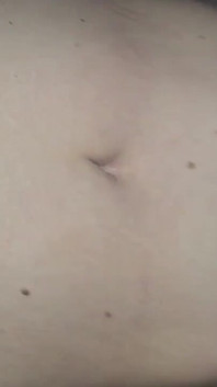 MILF s chlupatou kundičkou jezdí na péru tvrdě