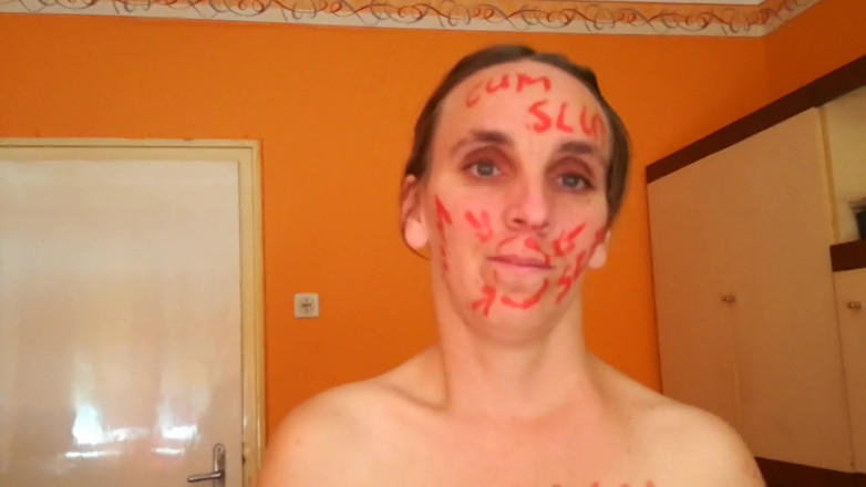 Sub Slave: Troia di sborra - scritta sul mio corpo