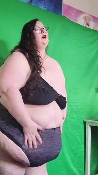 SSBBW Sensual Movements and Strip