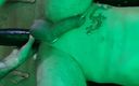 Sexydickman: Yeşil oda sikişi yumruk