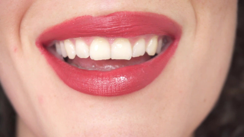 Sasha Curves: Beste Freundin Braucht Zu Weit Schrumpfen