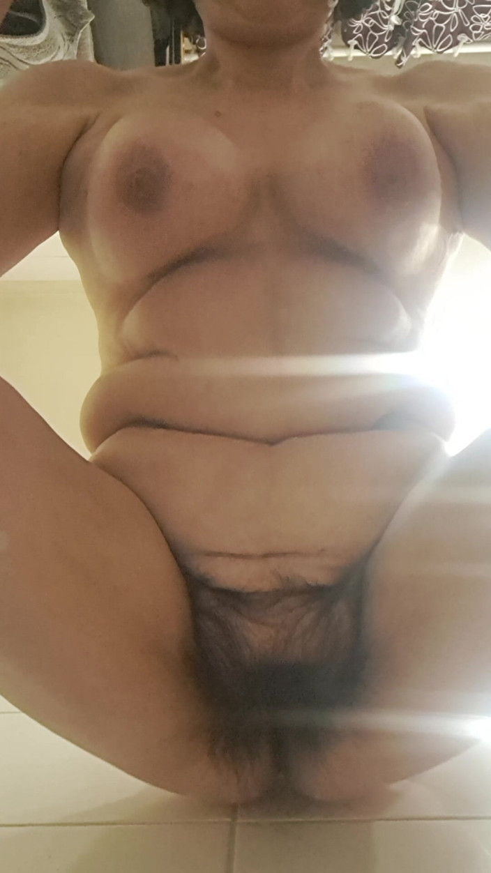 Mommy big hairy pussy: Stepmom's Cunt Is for Sitting on a Dick