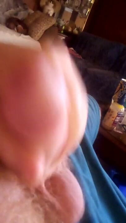 Dick loving: Solo un poco de mí masturbándose