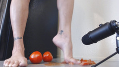 Abby Anna: ASMR rajčata bosá smooshing