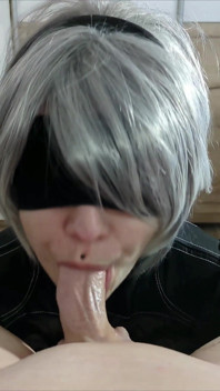 (Coppia cosplayer) 2b e 9s da Nier: Automata scopa