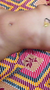 Awek Deshi Kampung India berkongkek pepek dalam audio hindi