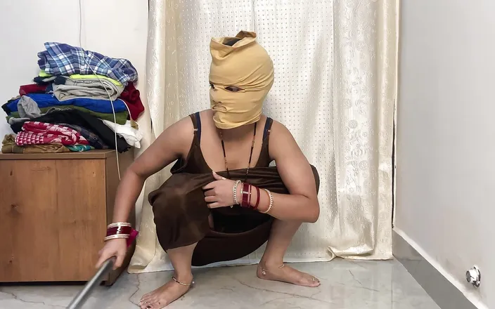 Sammy Sins: Horny Brother-in-law Wants Sister-in-law's Pussy