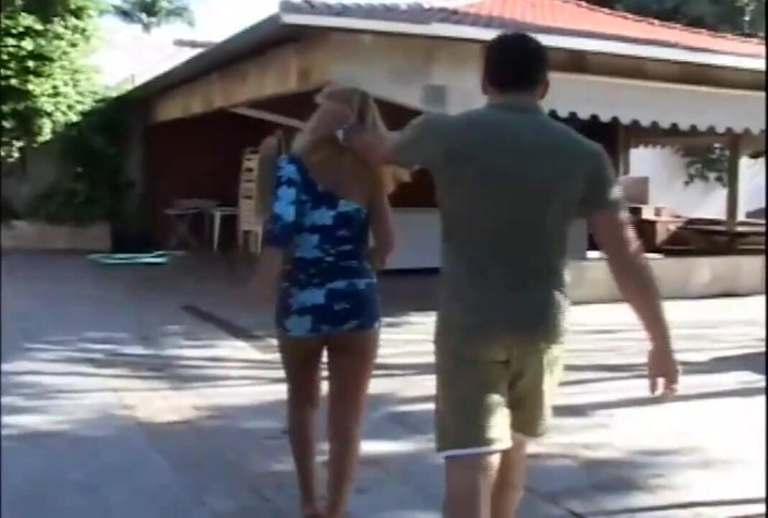 She-Male X: Curvă perfectă transsexuală...