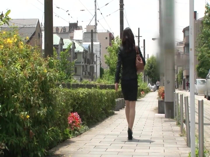 JAPAN IN LOVE: L'elegante sluty giapponese scene-4 l'elegante mora giapponese finisce per scopare...