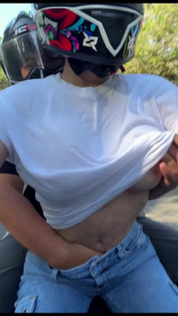 I Picked up a Didi Client Without a Bra and He Made Me Run in My Panties