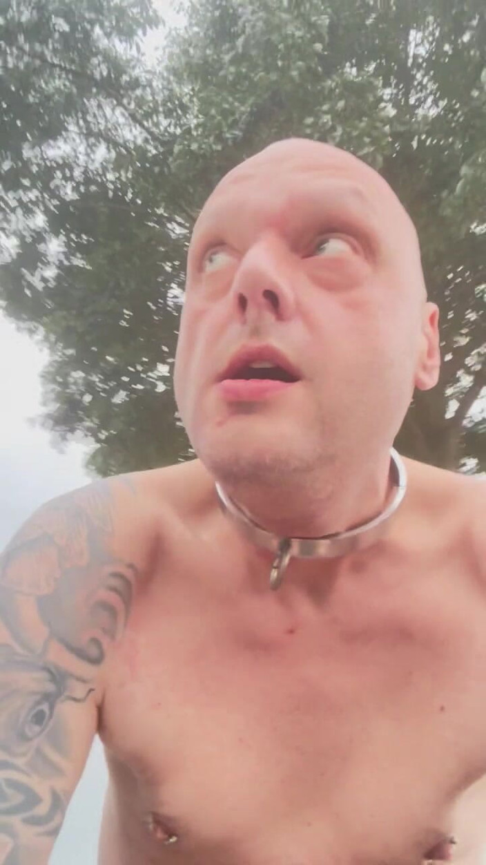 Slave 1976: 알몸으로 2부를 운전해