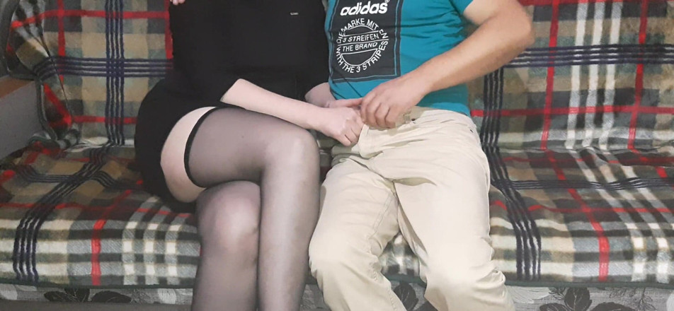 Vik_All: Mi esposa me está engañando con mi vecino.