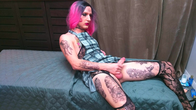 Sissy Bailey Wilde: Masturbare extrem de sexy