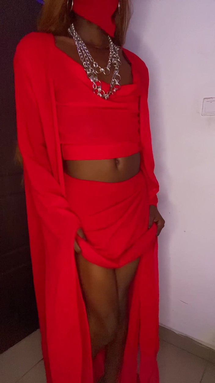 Cilia Hung: Black Cock Cross Dresser