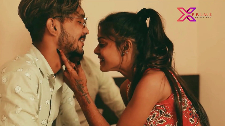 Indian Erotica: Seks bertiga India terhangat dengan awek cantik