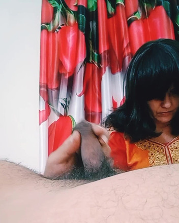 Bolly Karma: Awek cantik panas yang menggoda dalam adegan seks bermain ghairah