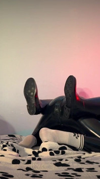 Shadows & Sheen: an Intimate Latex & Gas Mask Aesthetic Experience