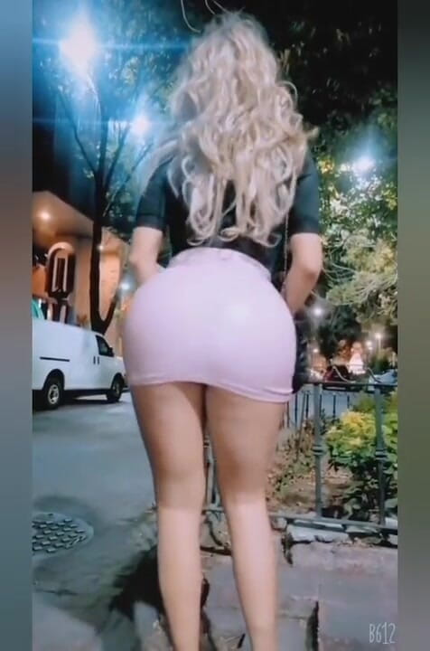 Barbietransxxxx: Transexual sexo anal al aire libre hardcore