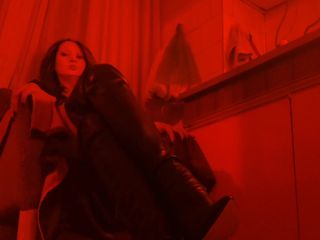 Dominatrix Redsonyja: Lời xin lỗi lớn cho đau đầu này, tôi nhớ tất cả...