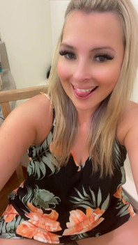 Playing with My Pussy with No Knickers