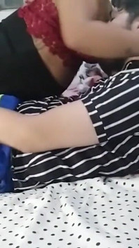 Můj nejlepší přítel mi dal svou manželku a odjel do Spojených států