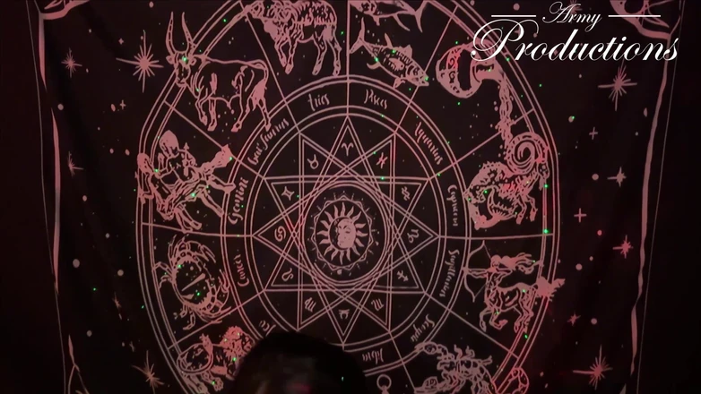 Army Productions: Gothic meisje en haar ritueel om seks te hebben met...