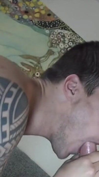 Kevin follado por un chico joven con barba