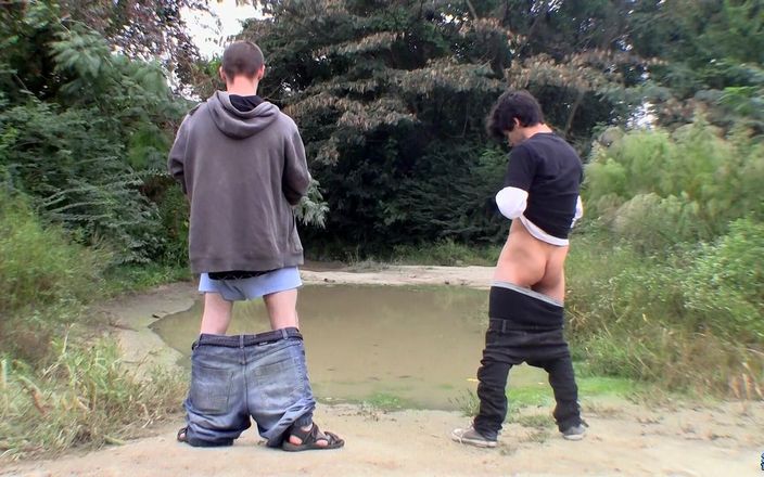 Straight naked thugs: Подтянутые приятели дрючат их плоть