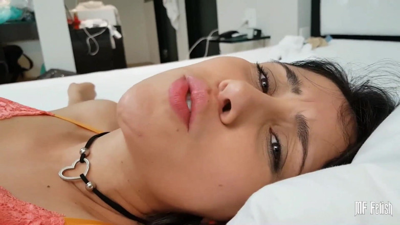 Sapphic Latinas: Impressive Farts and Lesbian Rimming