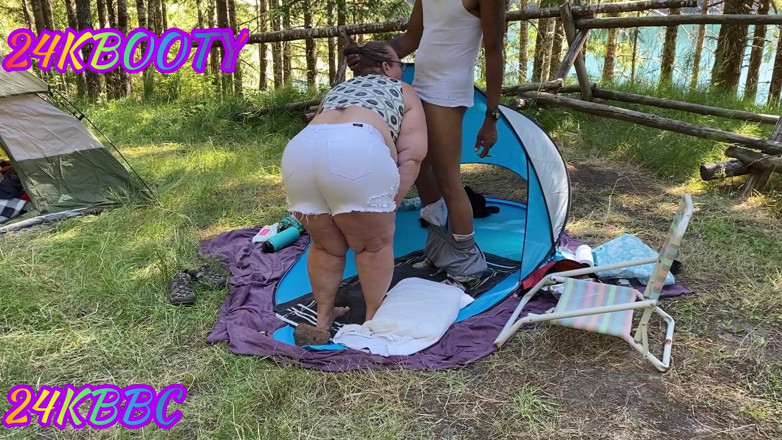 24KBBC: Šel na pornokační útěk s 24kbooty