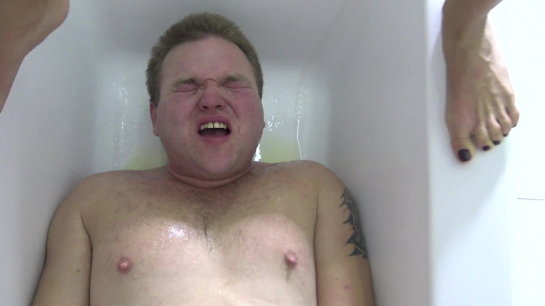 NM fetish femdom videos by Princess Nikki Cruel: Pissing on a Wanker:-)