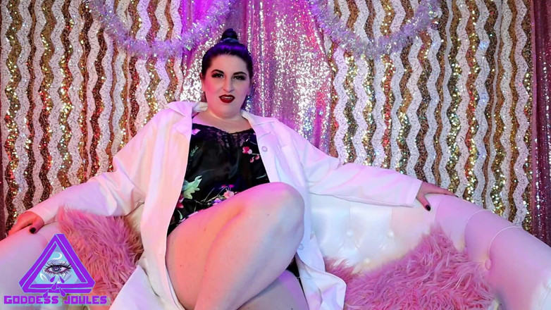 goddessjoules: Coronavírus spit executrix