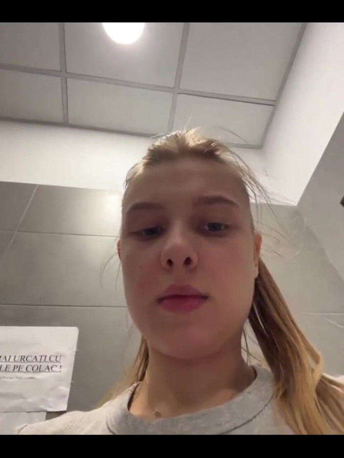 JuiceLussie: Public Fucking in the Mall