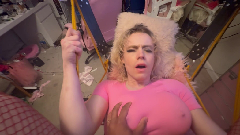 Kali TGirl: Kalitgirl Used by BBC on a Sex Swing Cumshot Facial