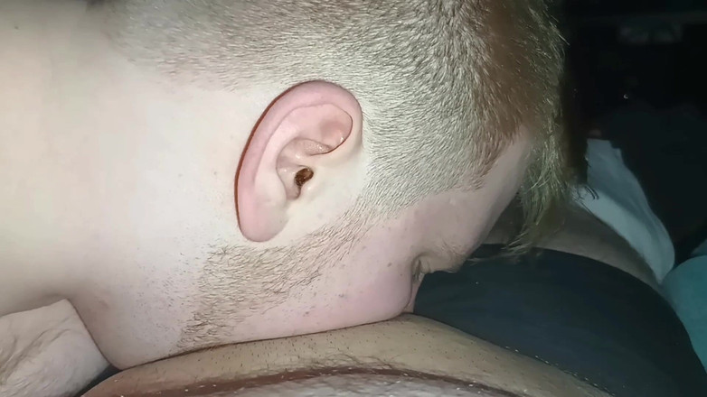 PupFluffy: Yoğun oral seks ve boşalma