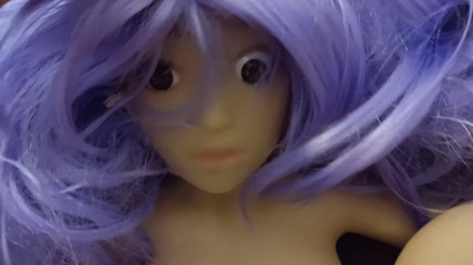 Uhri: Sexdoll zerżnięta i wytryski