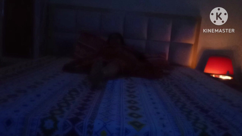 Ankita10000: Istri hot lagi asik sama sahabat sendiri di kamar hotel