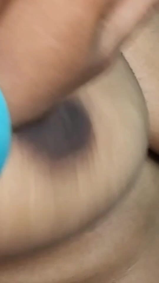 Nirman: Šukám svoji sousedskou tetičku