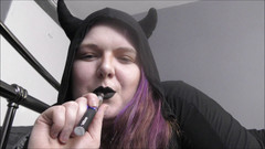 Mxtress Valleycat: Destinato a respirare il mio fumo