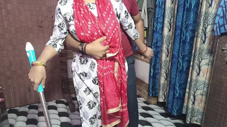 Pyaripooja22: The Land Lord Catches and Fucks the Beautiful Maid in...