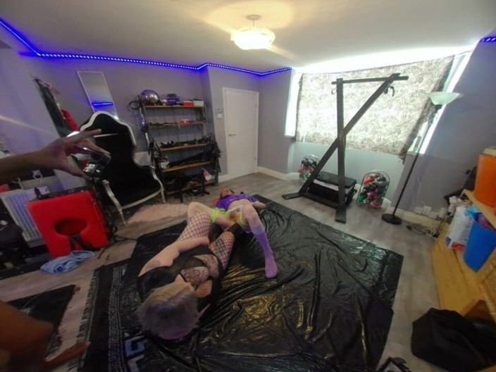 Perception of Depth - Jasmine_Dlight but VR: Jasmine_dlight &amp; Peggy Deville - Pvc Futa Giantess đĩ mông với cô chủ...